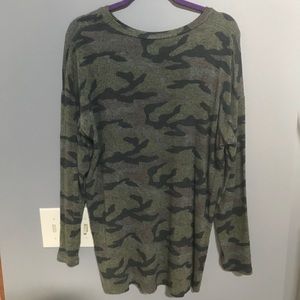 American Eagle Camo crewneck sweater